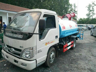 多功能三轮与四轮电动洒水车的应用及制造厂家简述